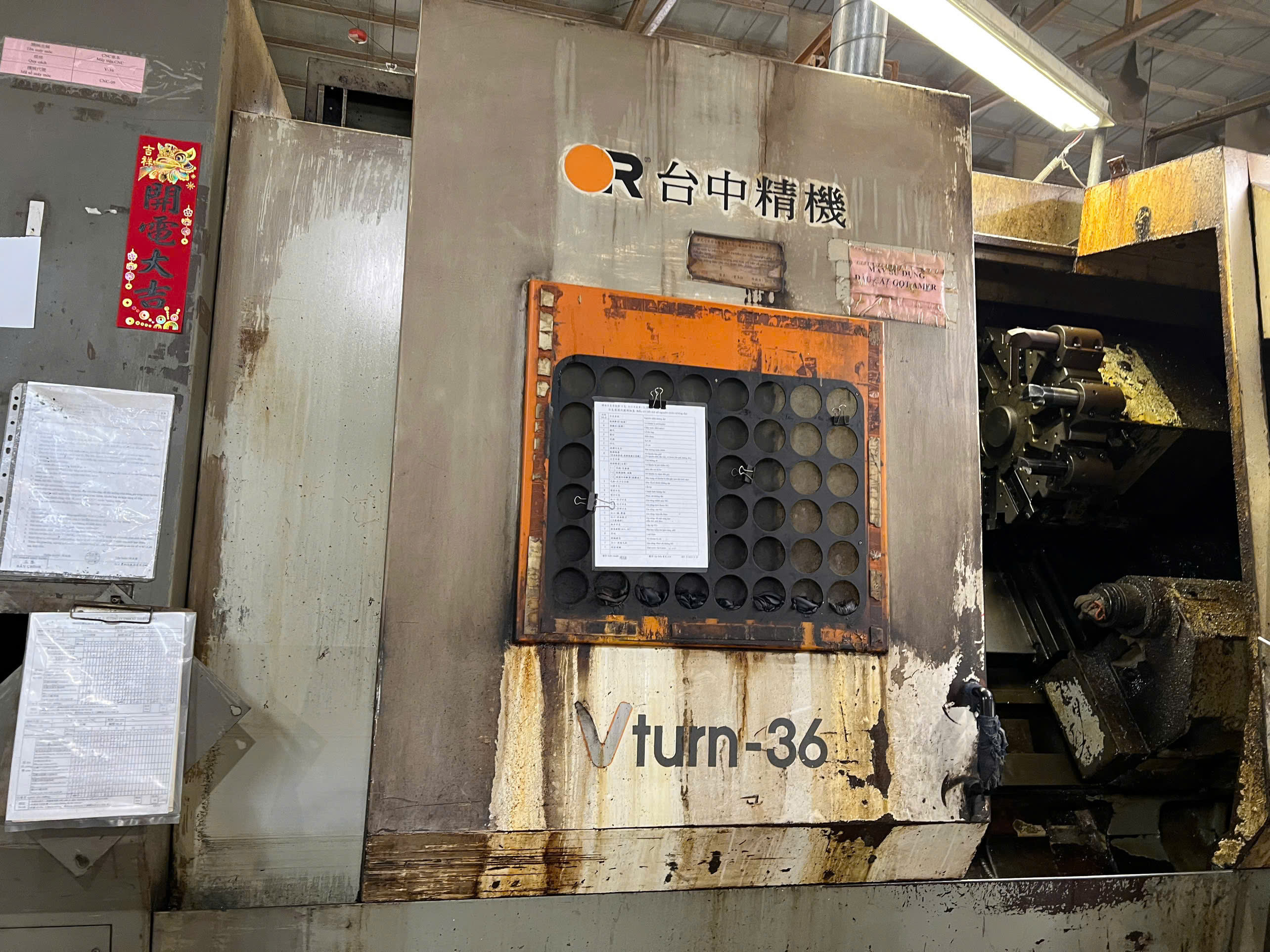 CNC Lathe Machine
